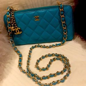 CHANEL wallet on chain crossbody handbag